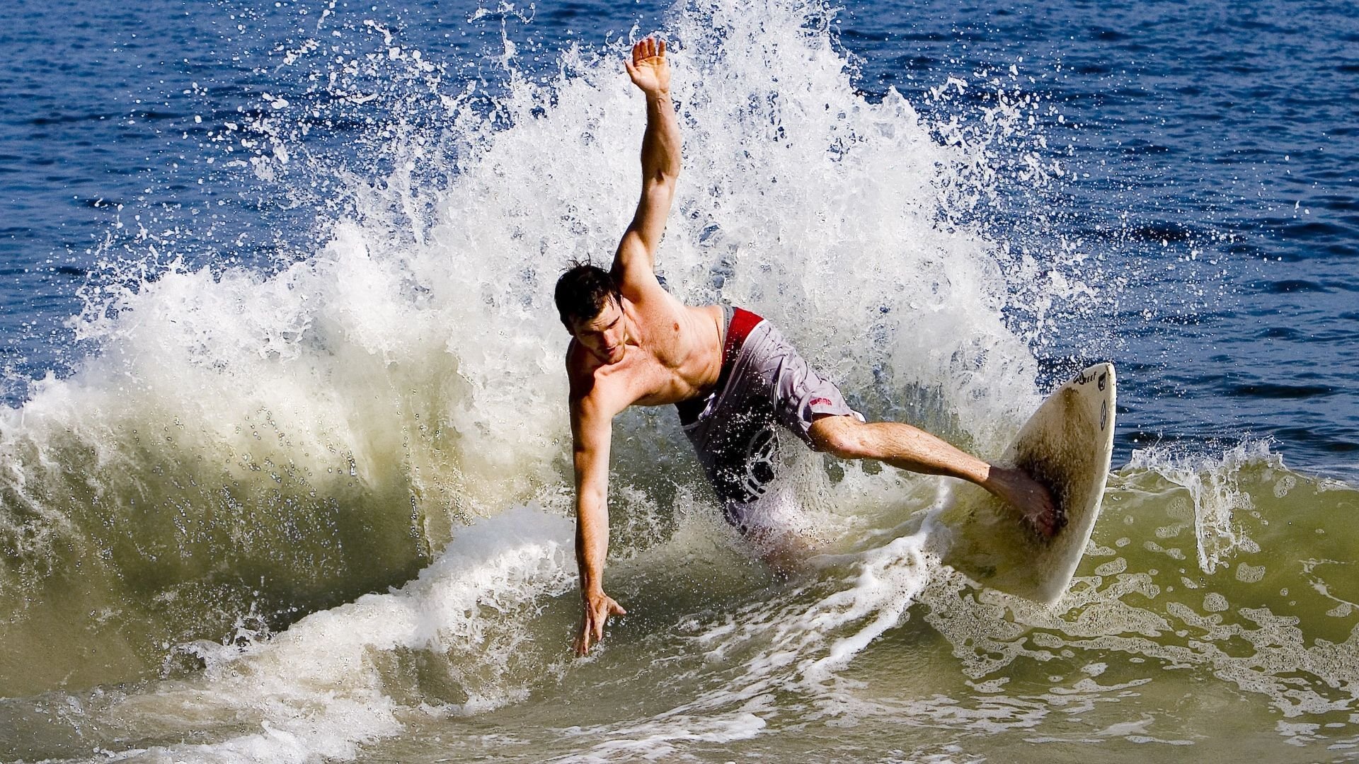 威少连续三场20+表现惊艳，美球迷回忆17年辉煌，威少连续三双场次记录